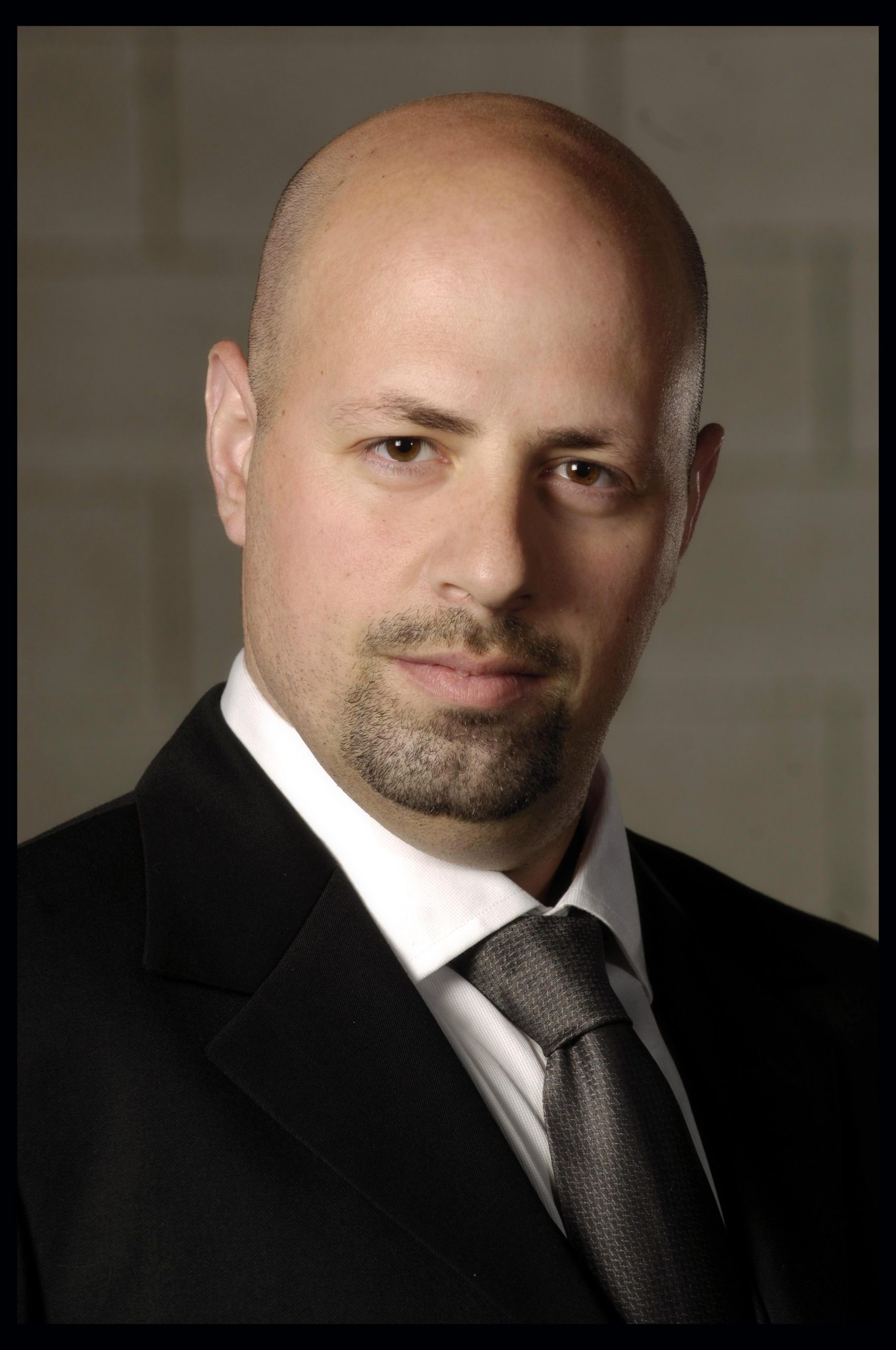 redphoto.hu +36 30 224 8330